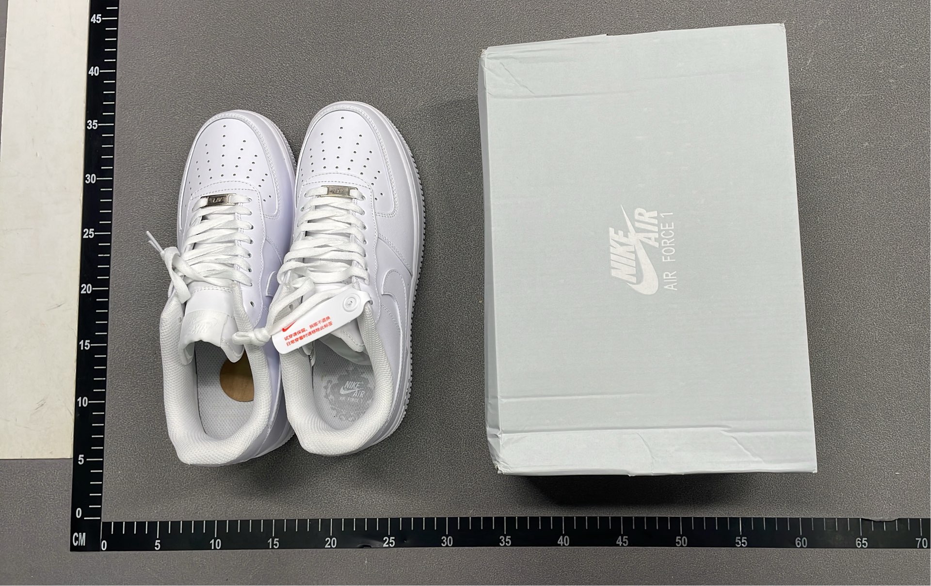 Supreme x Nike Air Force 1 Low Sneakers