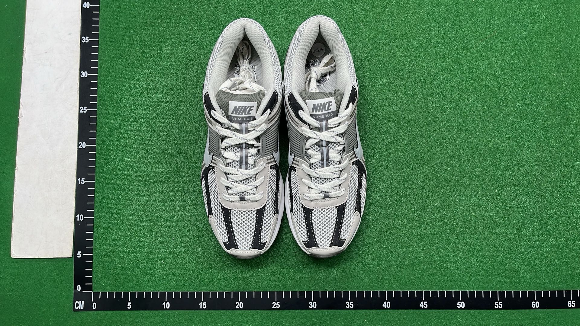 Nike Shox R4 Running Shoes for Men and Women