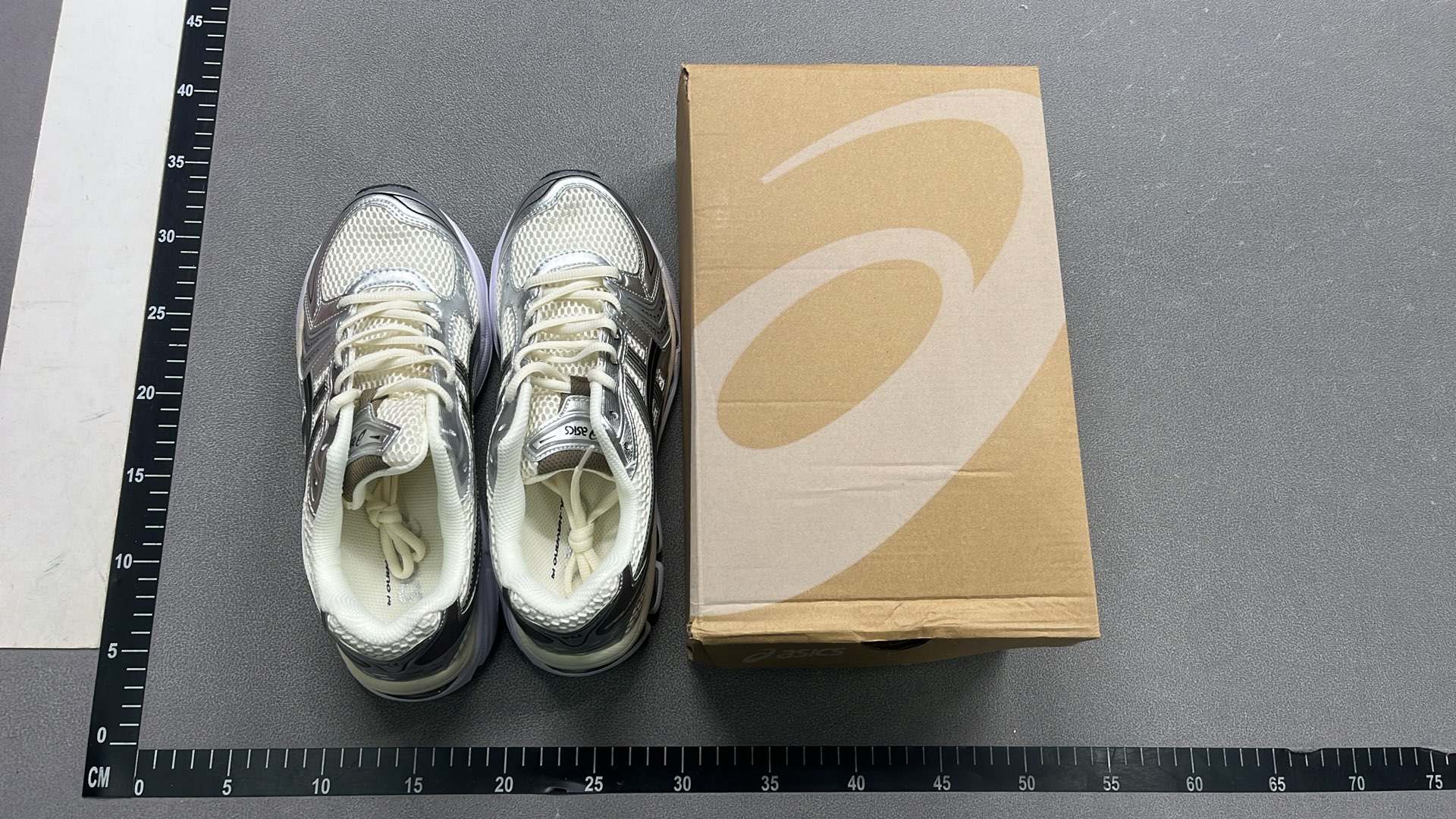 ASICS GEL-KAYANO 14 Running Shoes for Men and Women