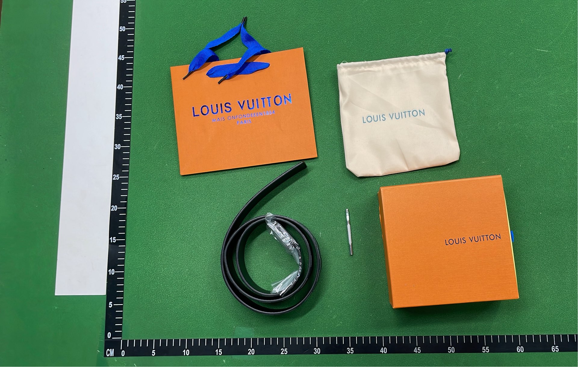 LV Holographic Belt with Monogram Pattern
