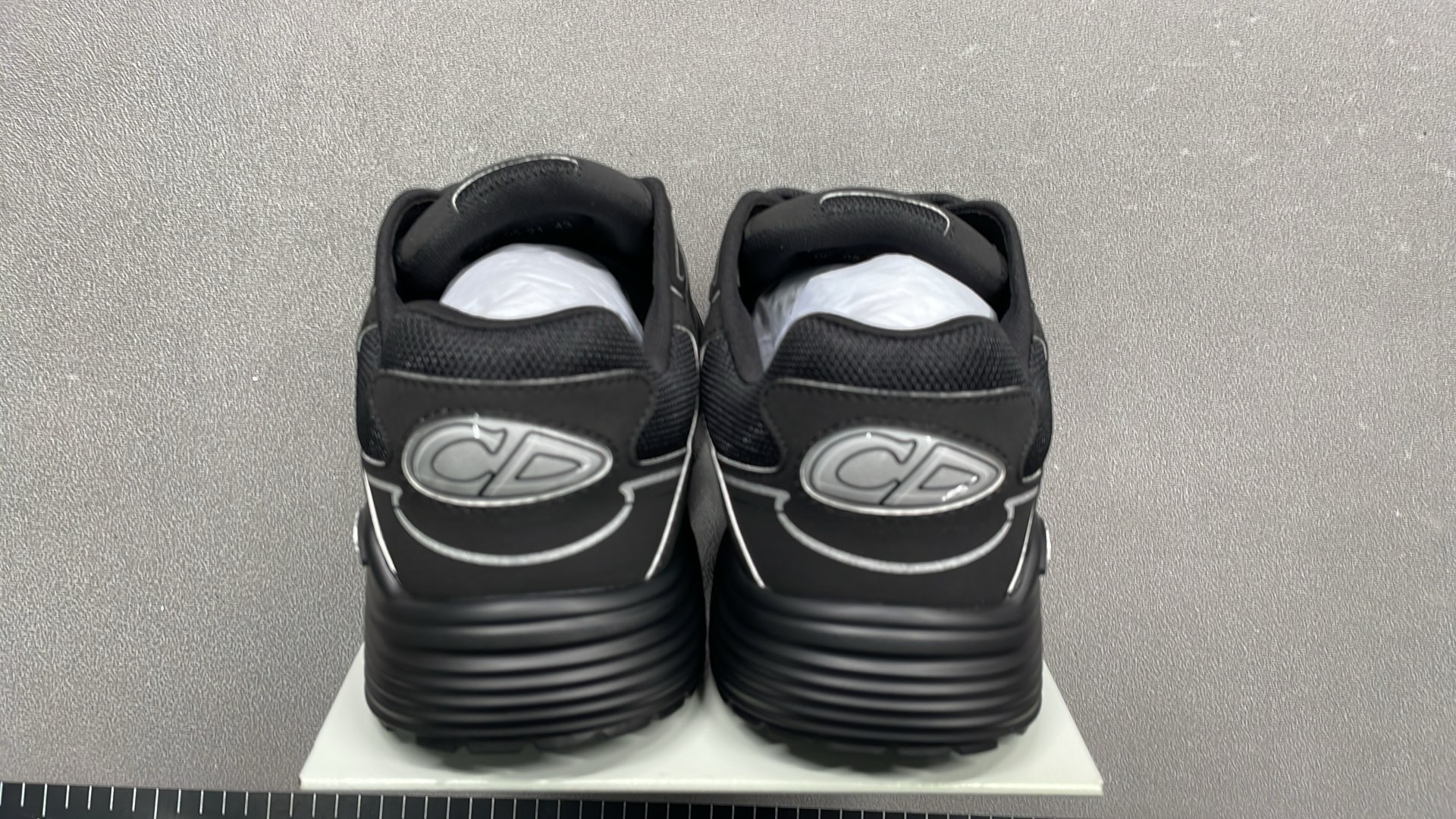 1:1 Batch DIOR B30 Shoes  in the Best OopBuy Spreadsheet QC photos