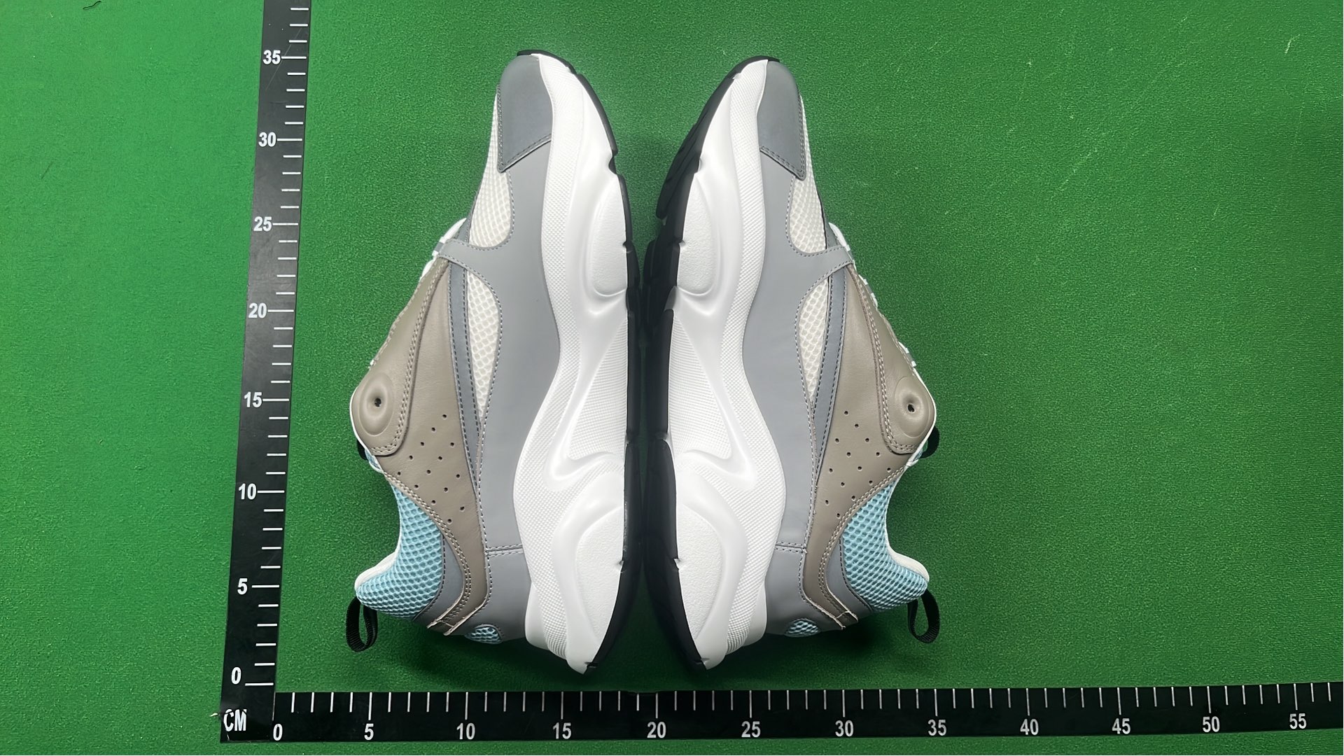 1:1 Batch DIOR B22 Shoes-1  in the Best OopBuy Spreadsheet QC photos
