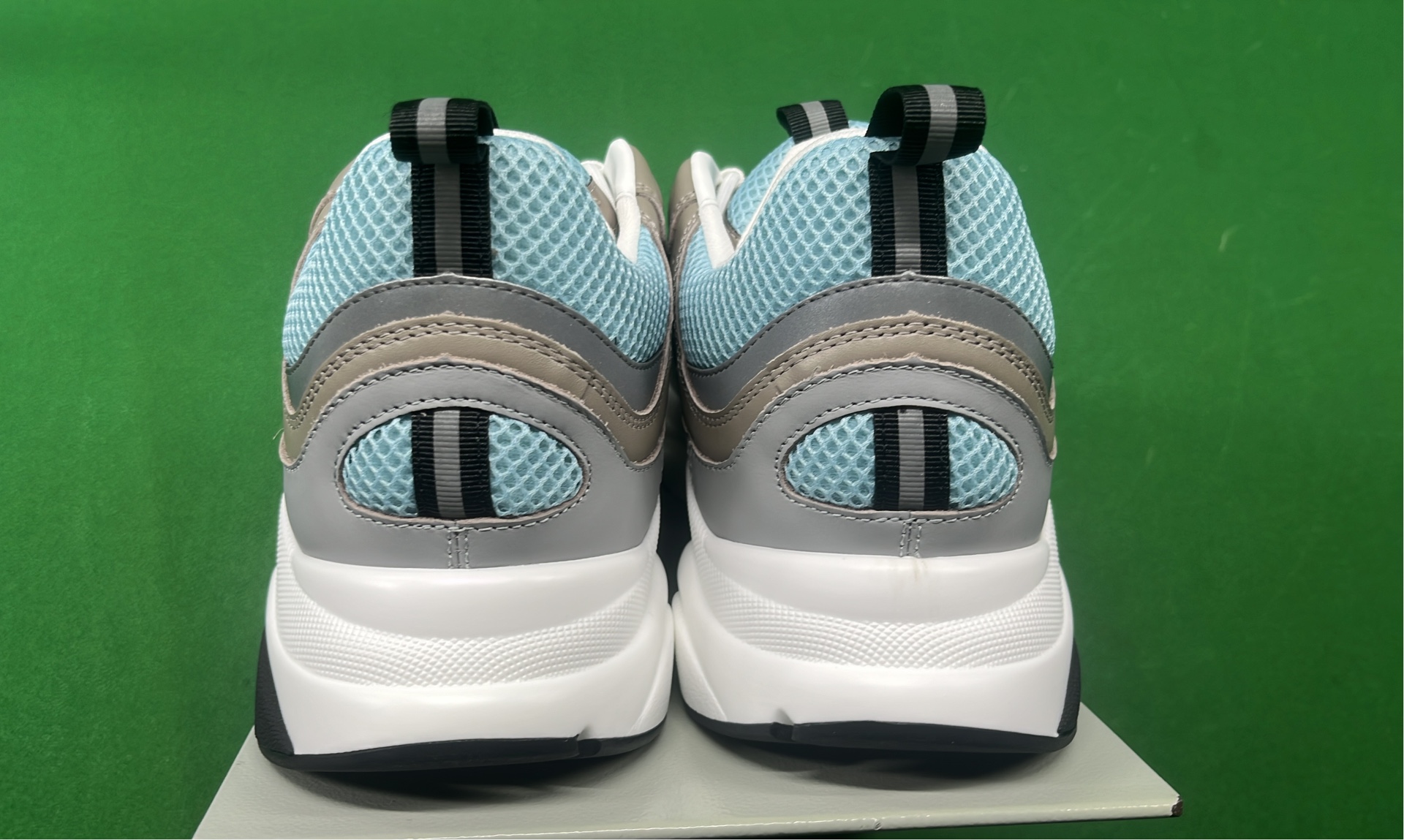 1:1 Batch DIOR B22 Shoes-1  in the Best OopBuy Spreadsheet QC photos