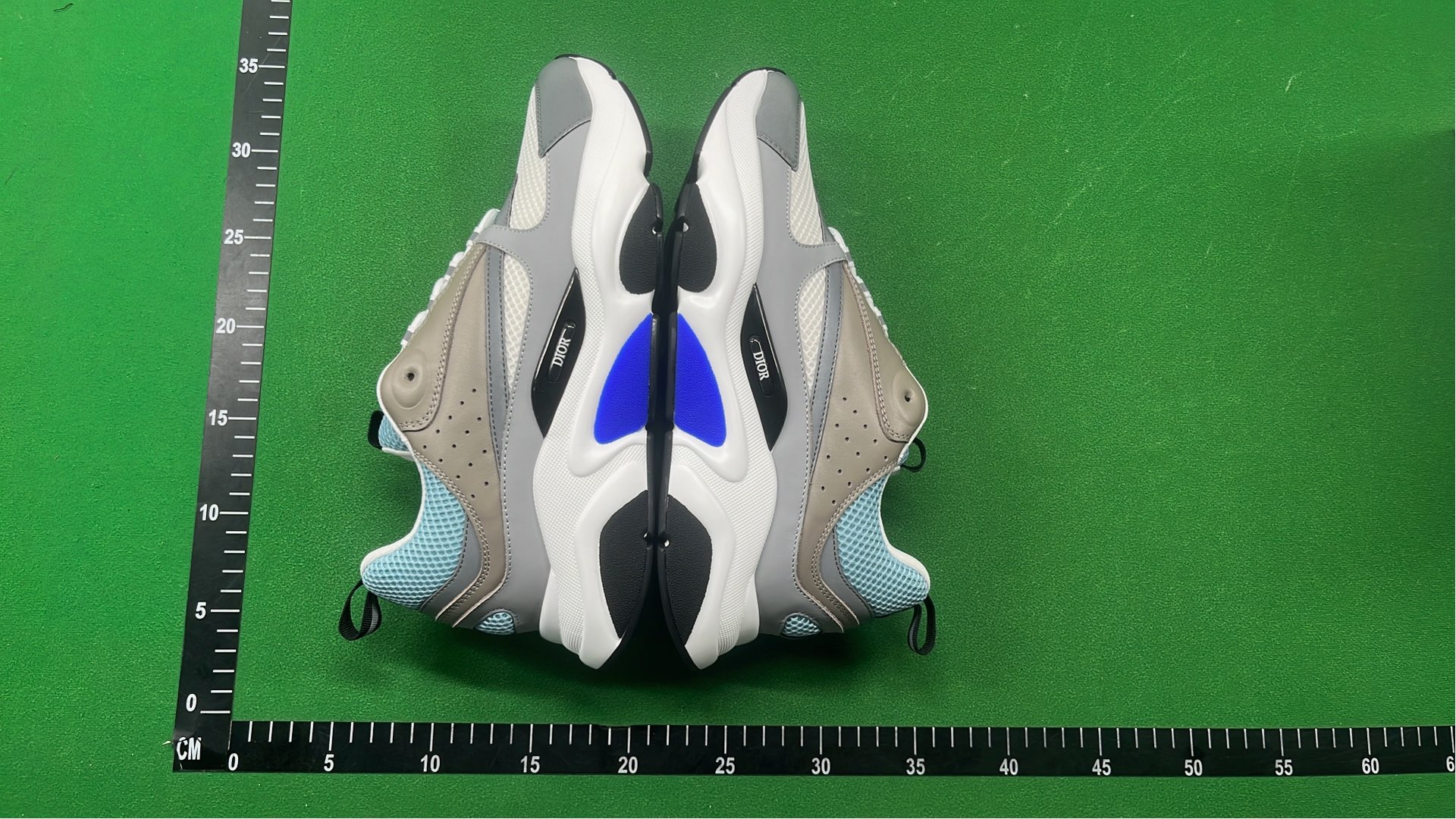 1:1 Batch DIOR B22 Shoes-1  in the Best OopBuy Spreadsheet QC photos