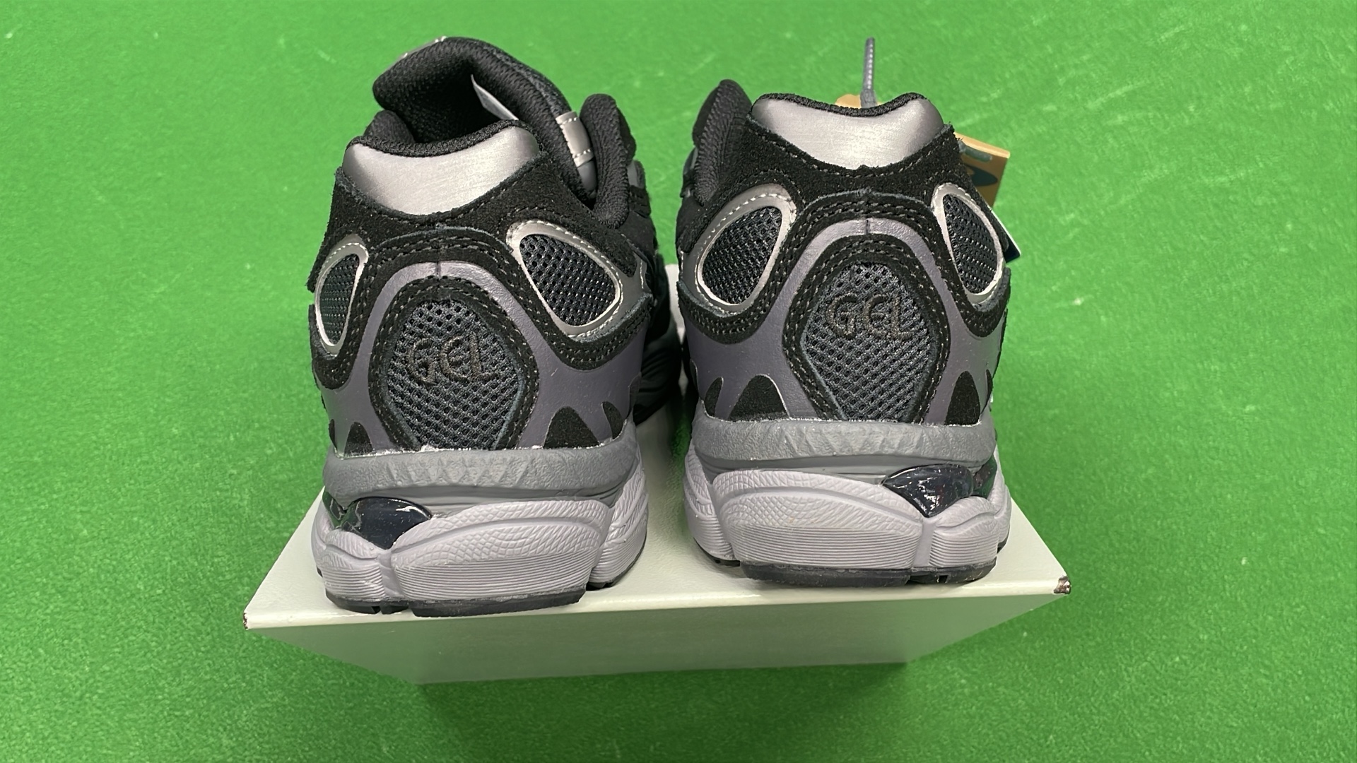 1:1 Batch Asics GEL-NYCshoes  in the Best OopBuy Spreadsheet QC photos