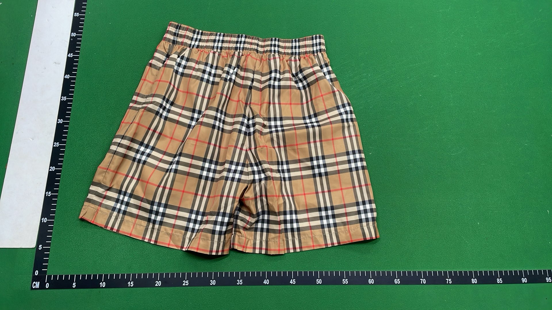 1:1 Batch Burberry shorts  in the Best OopBuy Spreadsheet QC photos