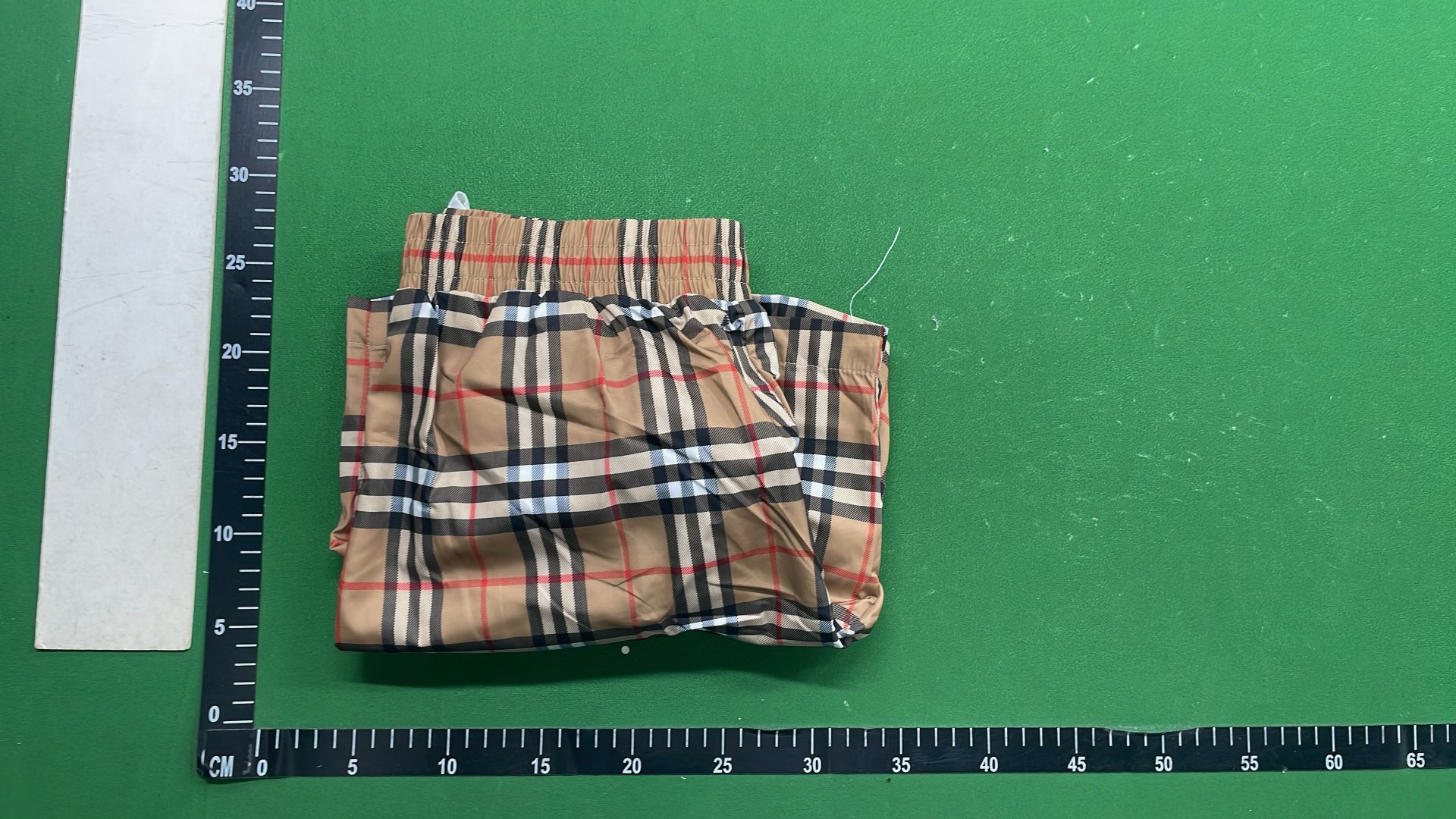 1:1 Batch Burberry shorts  in the Best OopBuy Spreadsheet QC photos