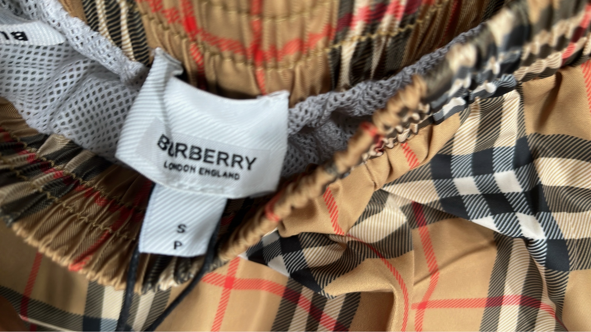 1:1 Batch Burberry shorts  in the Best OopBuy Spreadsheet QC photos
