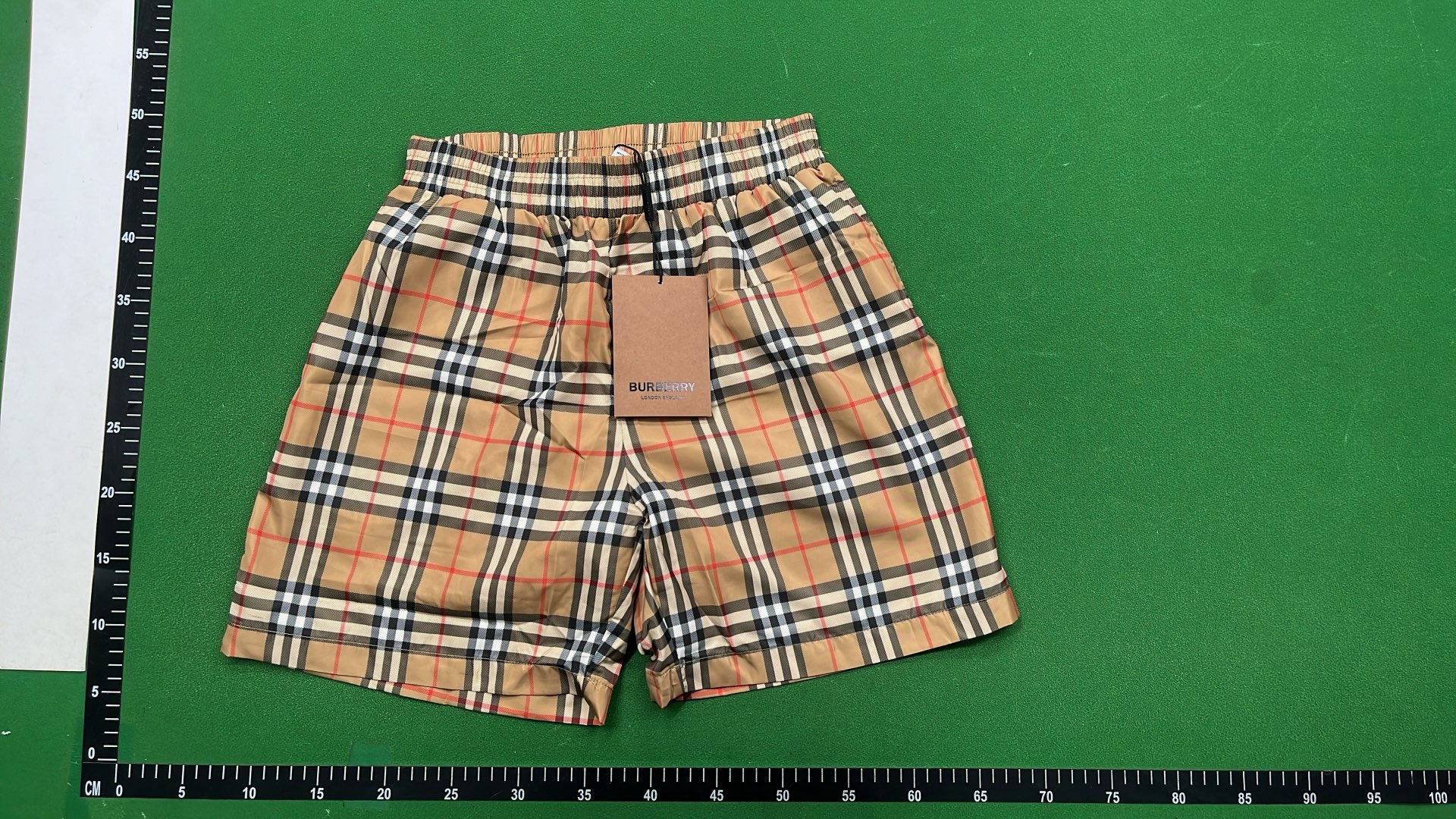 1:1 Batch Burberry shorts  in the Best OopBuy Spreadsheet QC photos