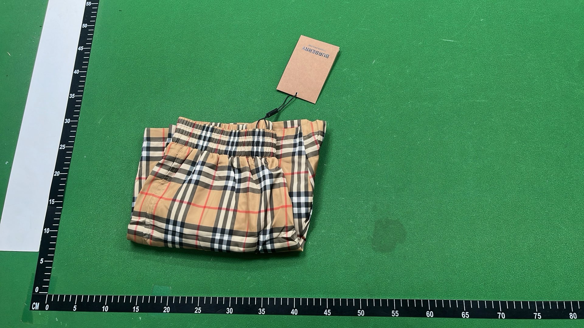 1:1 Batch Burberry shorts  in the Best OopBuy Spreadsheet QC photos
