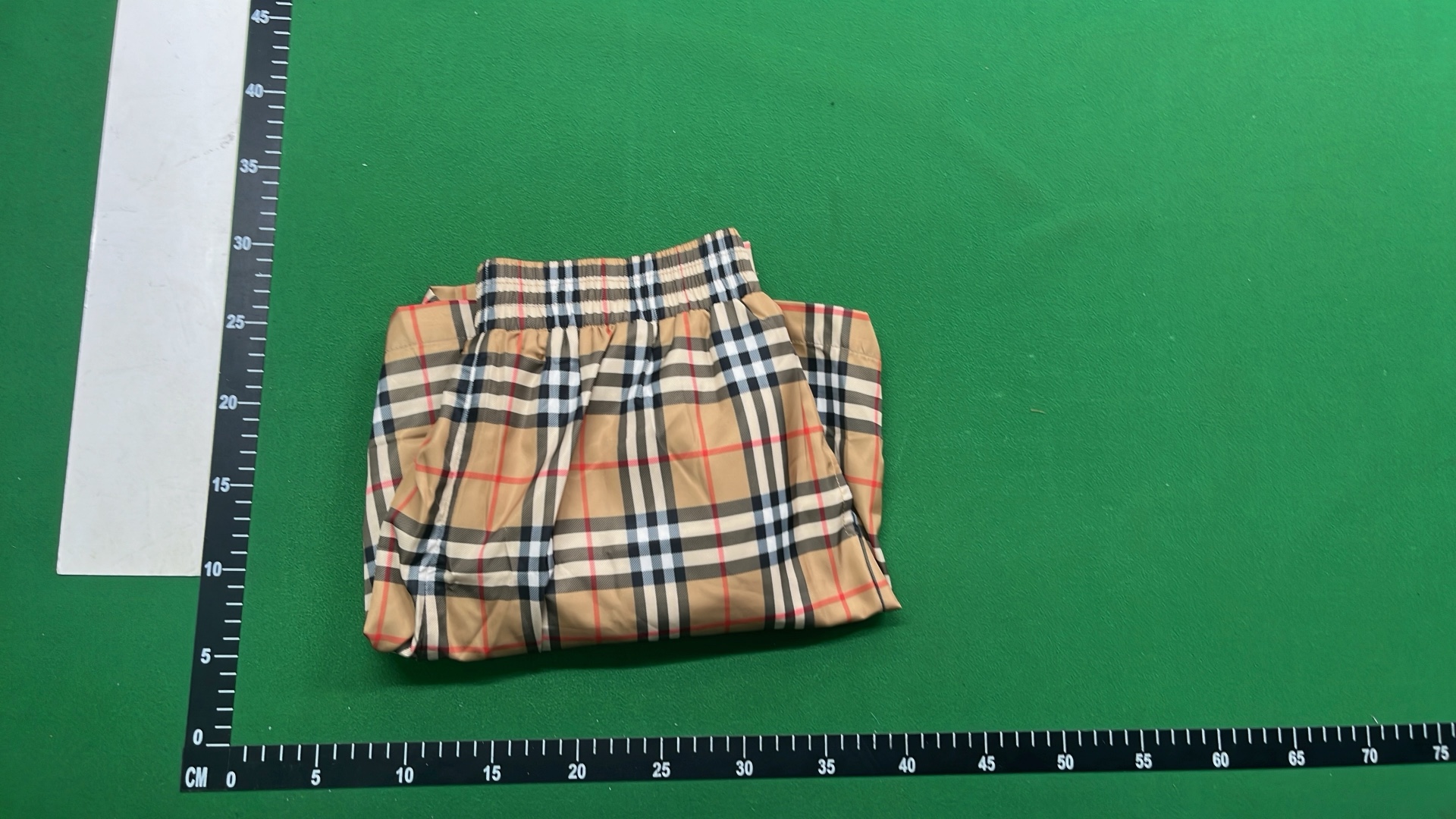 1:1 Batch Burberry shorts  in the Best OopBuy Spreadsheet QC photos