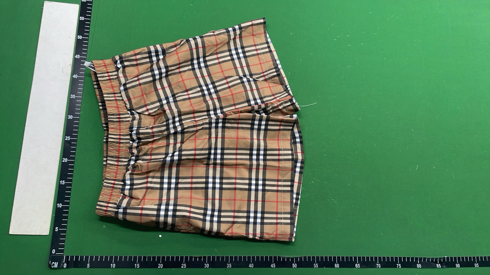 1:1 Batch Burberry shorts  in the Best OopBuy Spreadsheet QC photos