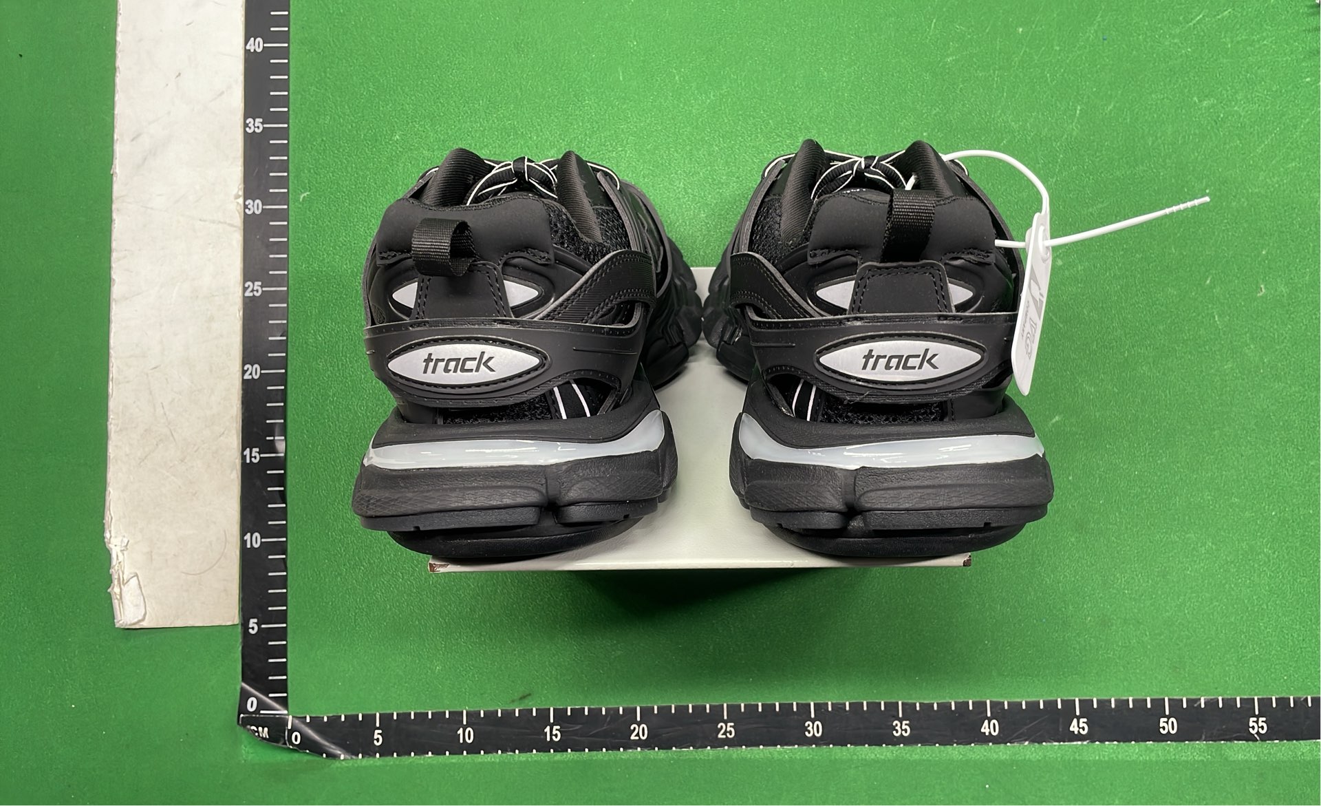 1:1 Batch BALENCIAGA Shoes  in the Best OopBuy Spreadsheet QC photos