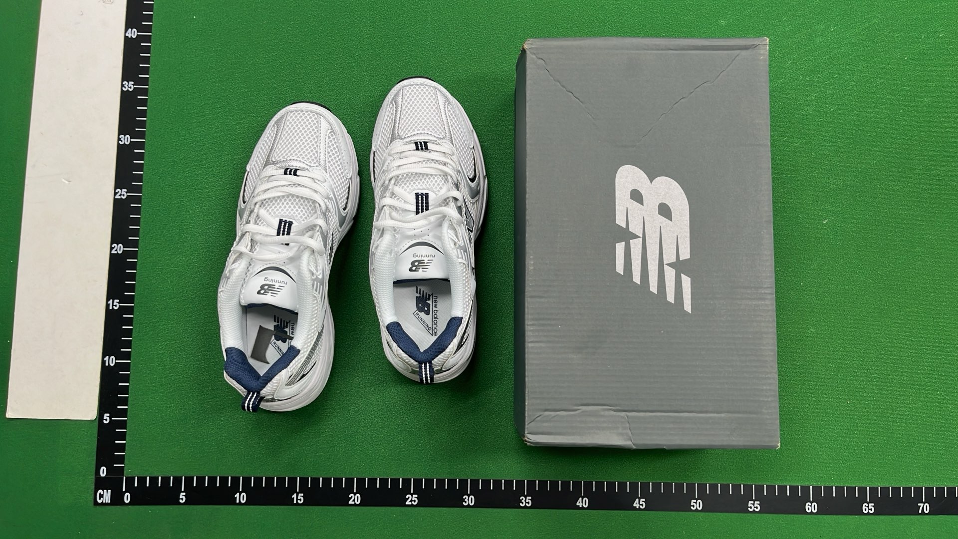 New Balance Running Shoes White Mesh Sneakers for Men and Women