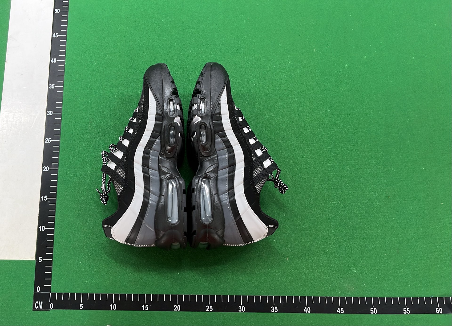 Nike Air Max 95 Grey Neon Green Running Shoes