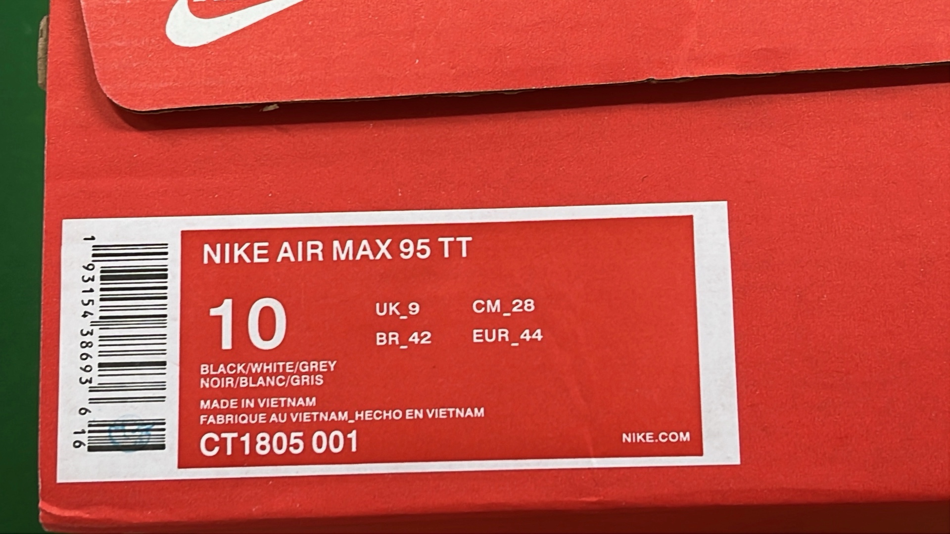 Nike Air Max 95 Grey Neon Green Running Shoes