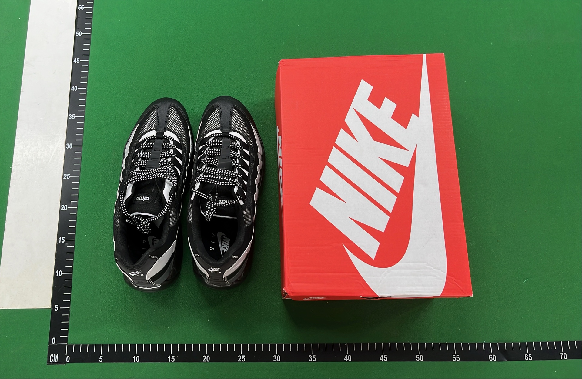 Nike Air Max 95 Grey Neon Green Running Shoes