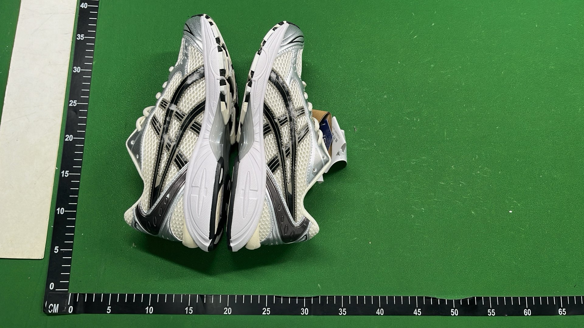 ASICS GEL-KAYANO 14 Running Shoes for Men and Women