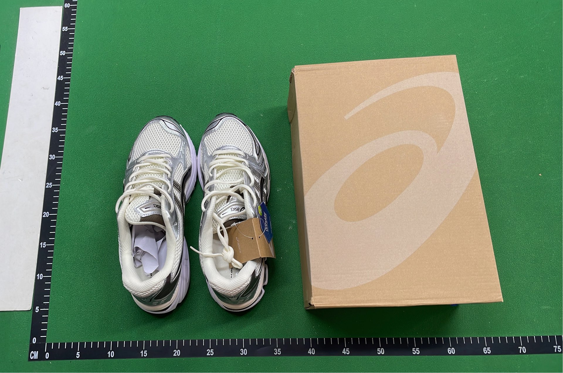 ASICS GEL-KAYANO 14 Running Shoes for Men and Women