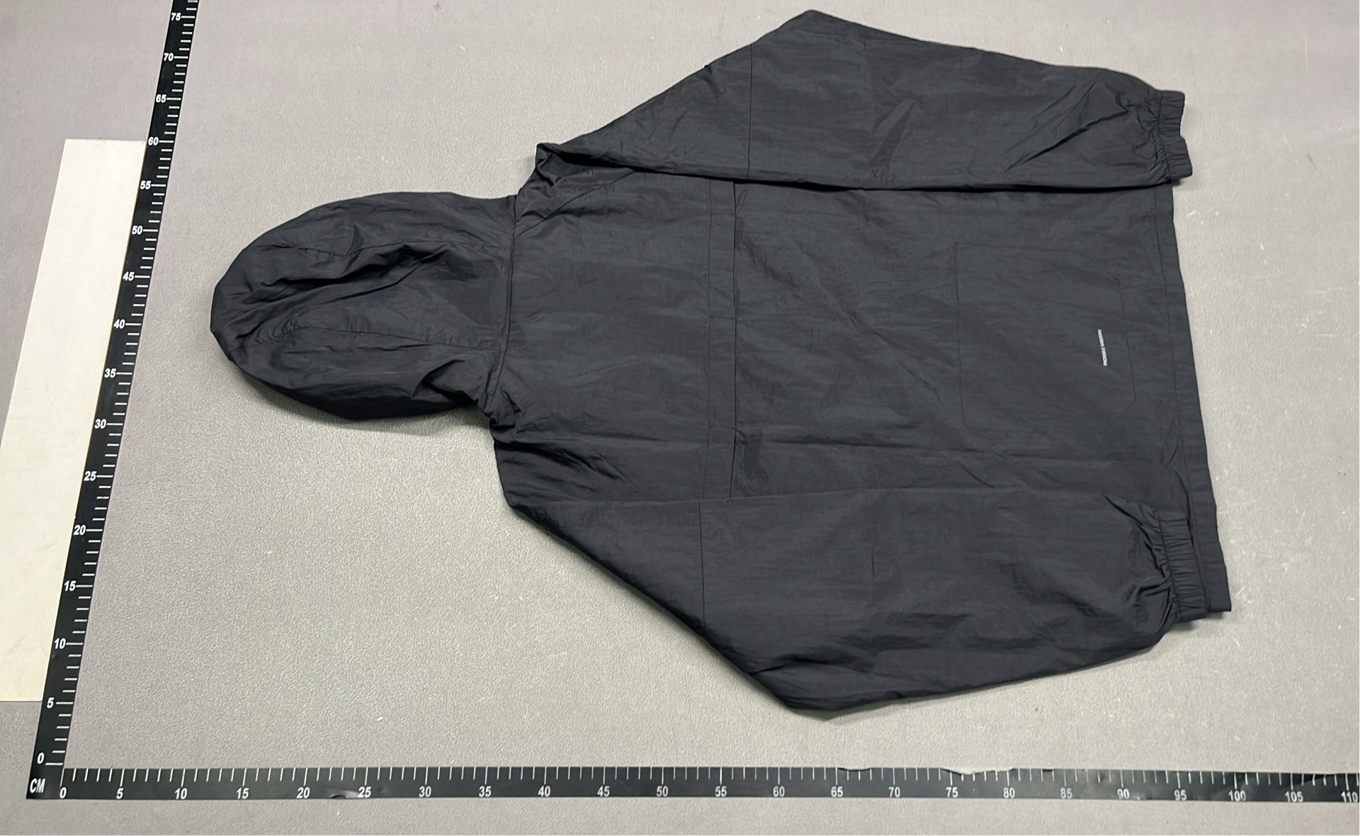 Nike Men's Black Windrunner Jacket with Hood and Reflective Logo