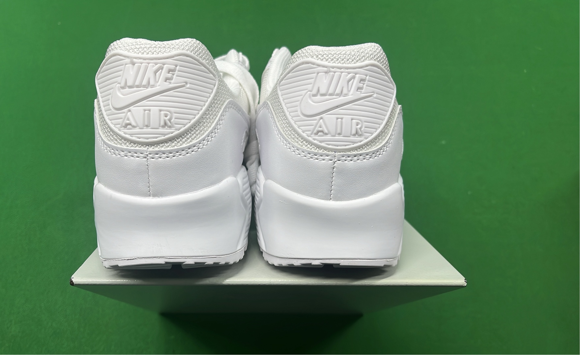 Nike Air Max 90 Sneakers for Men Women