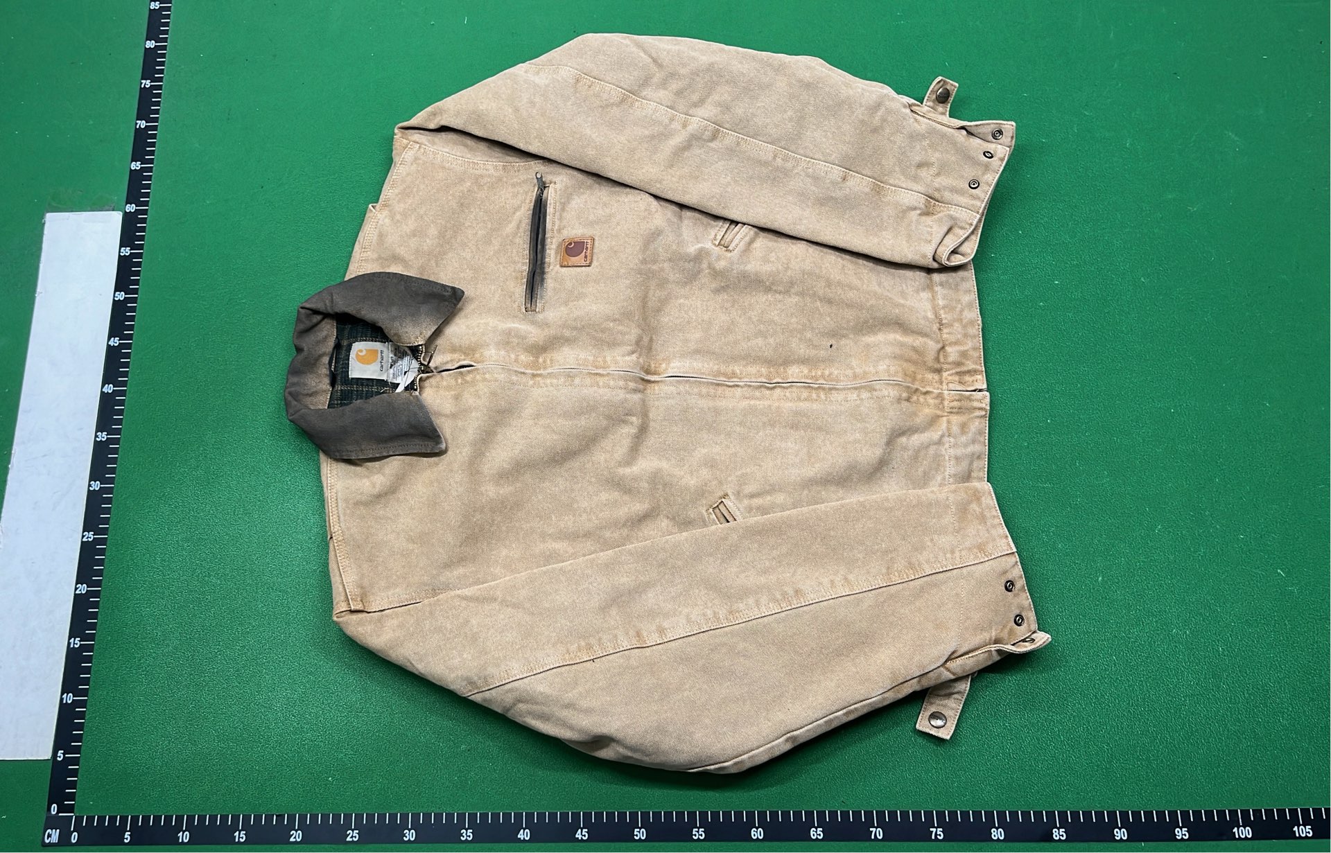 Carhartt WIP Worker Jacket in Olive Green - Durable Workwear Style