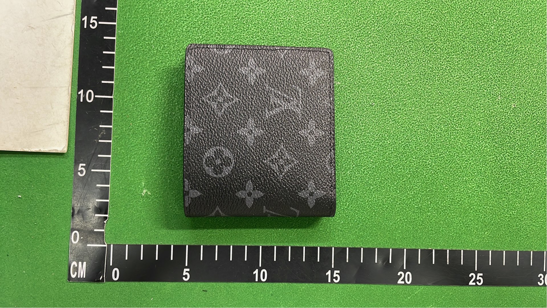 LV Men's Wallets in Classic Monogram and Damier Patterns