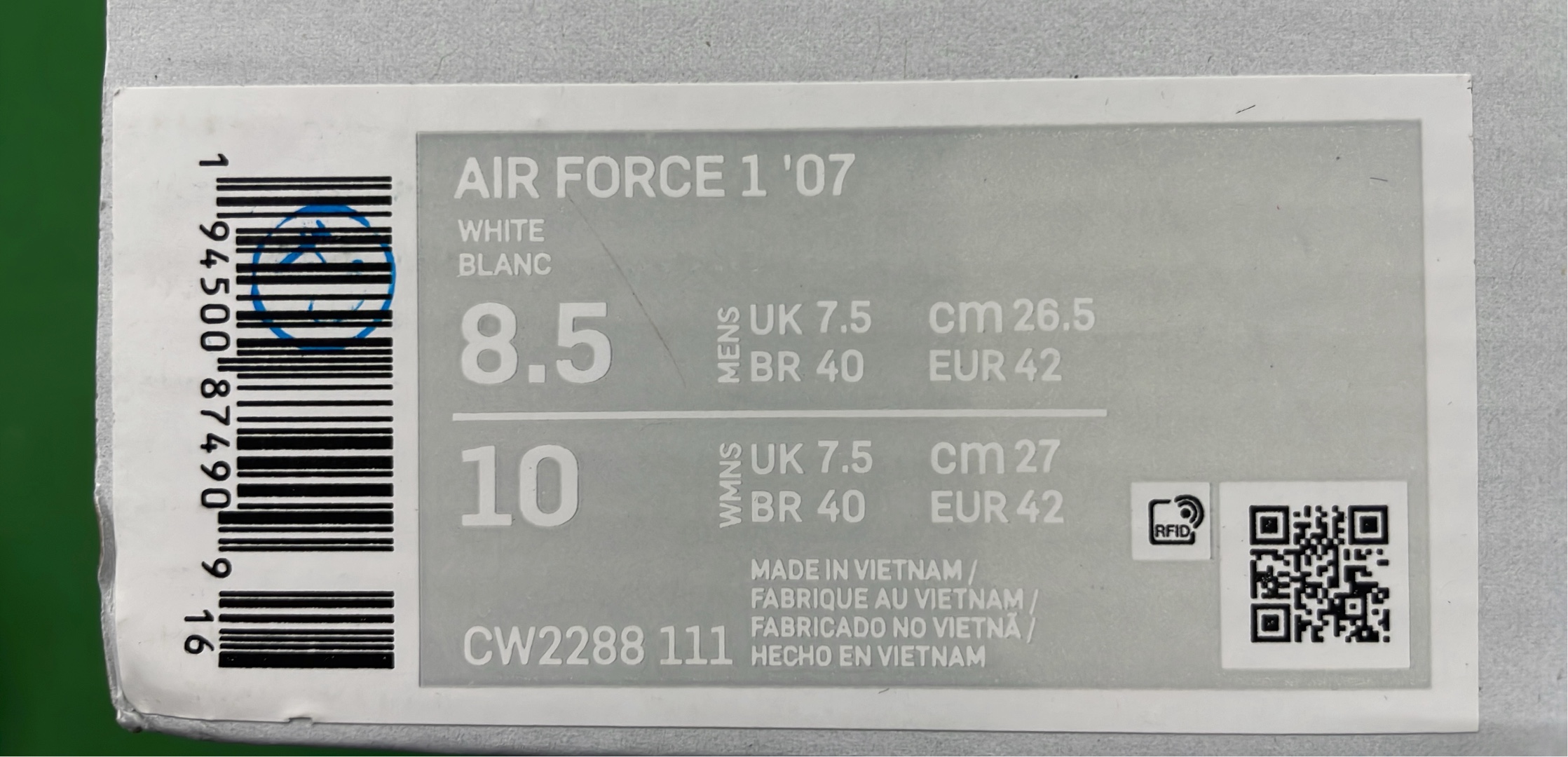 Nike Air Force 1 White Low Top Sneakers
