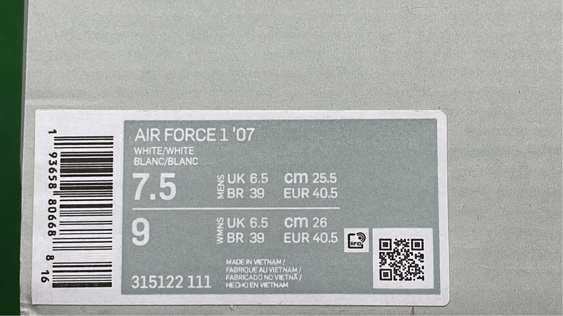 Nike Air Force 1 Low White Blue Accent Sneakers