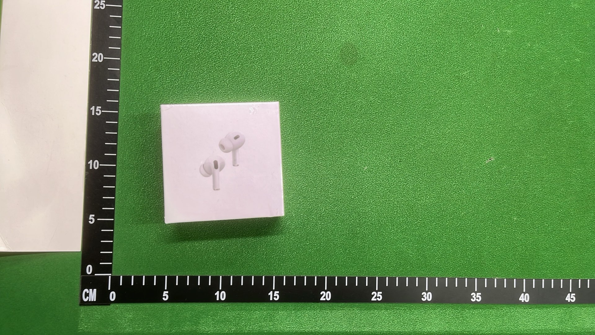 AirPods Pro 2nd Generation with MagSafe Charging Case USB-C