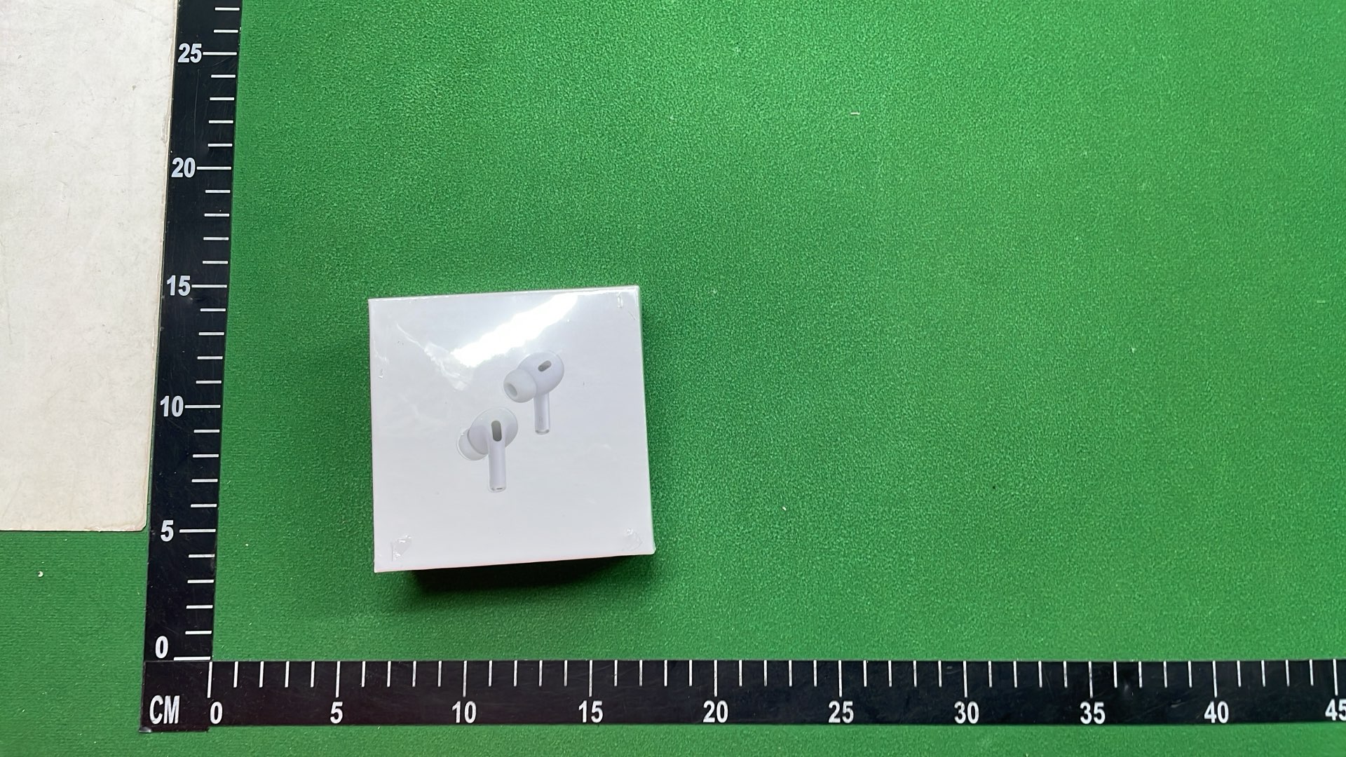 AirPods Pro 2nd Generation with MagSafe Charging Case USB-C