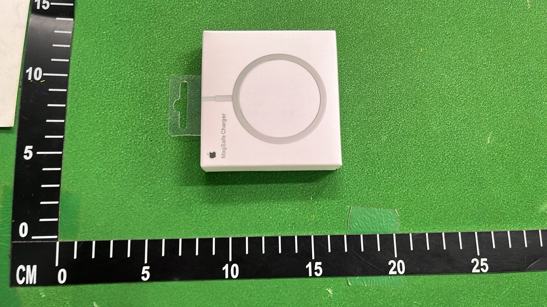 Apple MagSafe Charger for iPhone - Wireless Charging