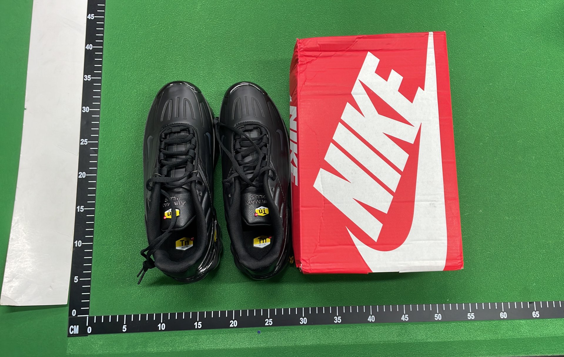 Nike Air Max 2090 Sneakers - Premium Running Shoes for Men and Women