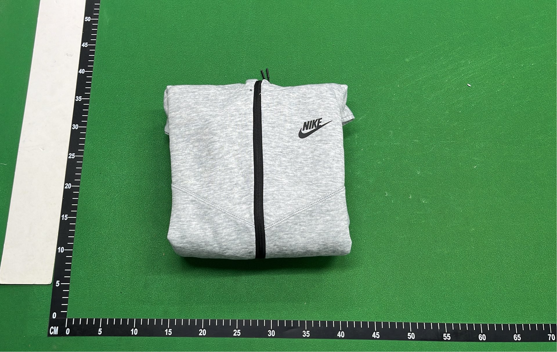 Nike Men's Hoodie and Jogger Set