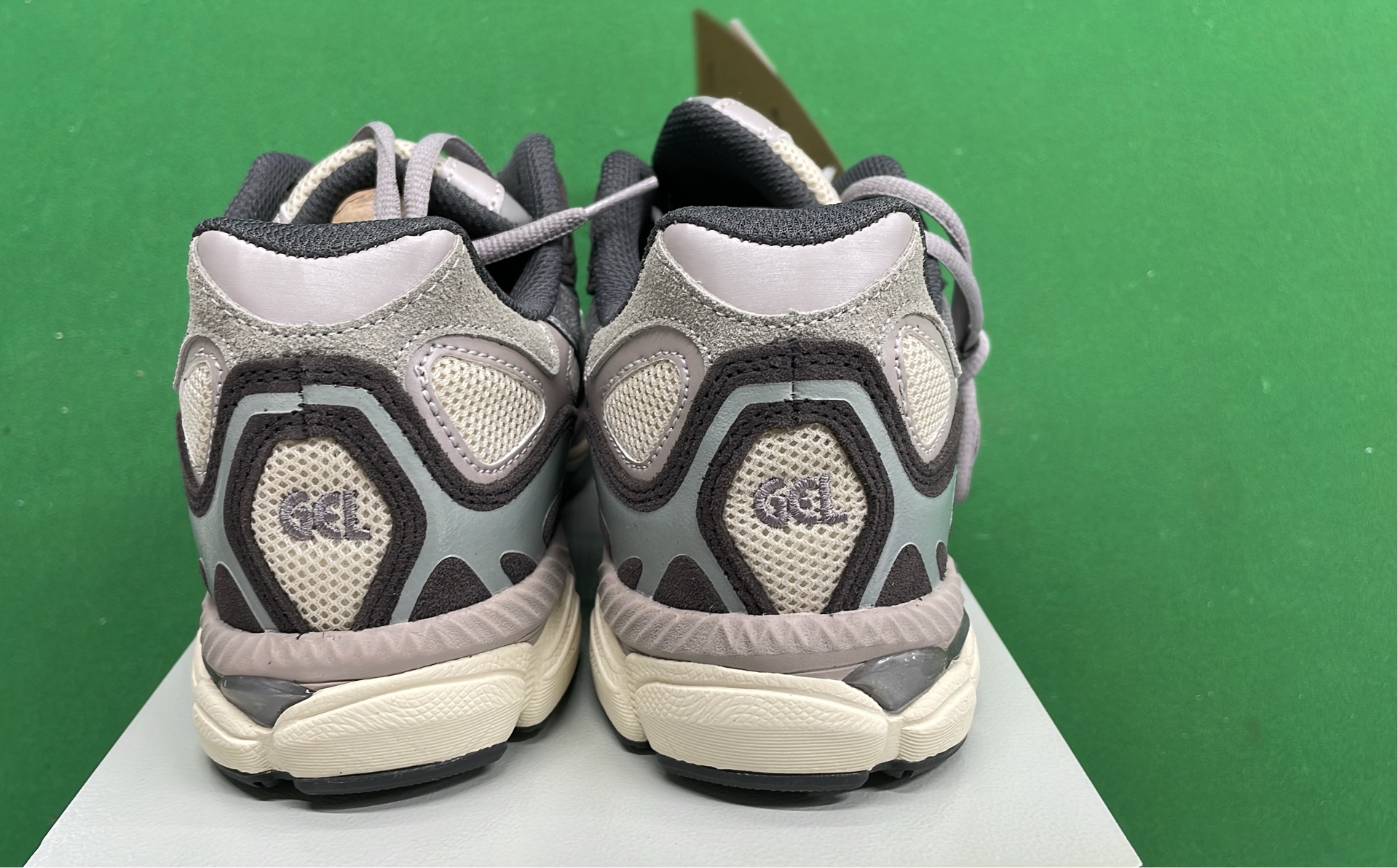 ASICS Gel-Kayano 14 Running Shoes for Men and Women