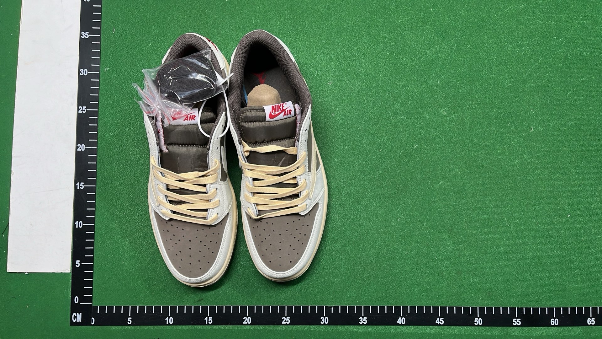 Travis Scott x Air Jordan AJ1 Low OG SP TS