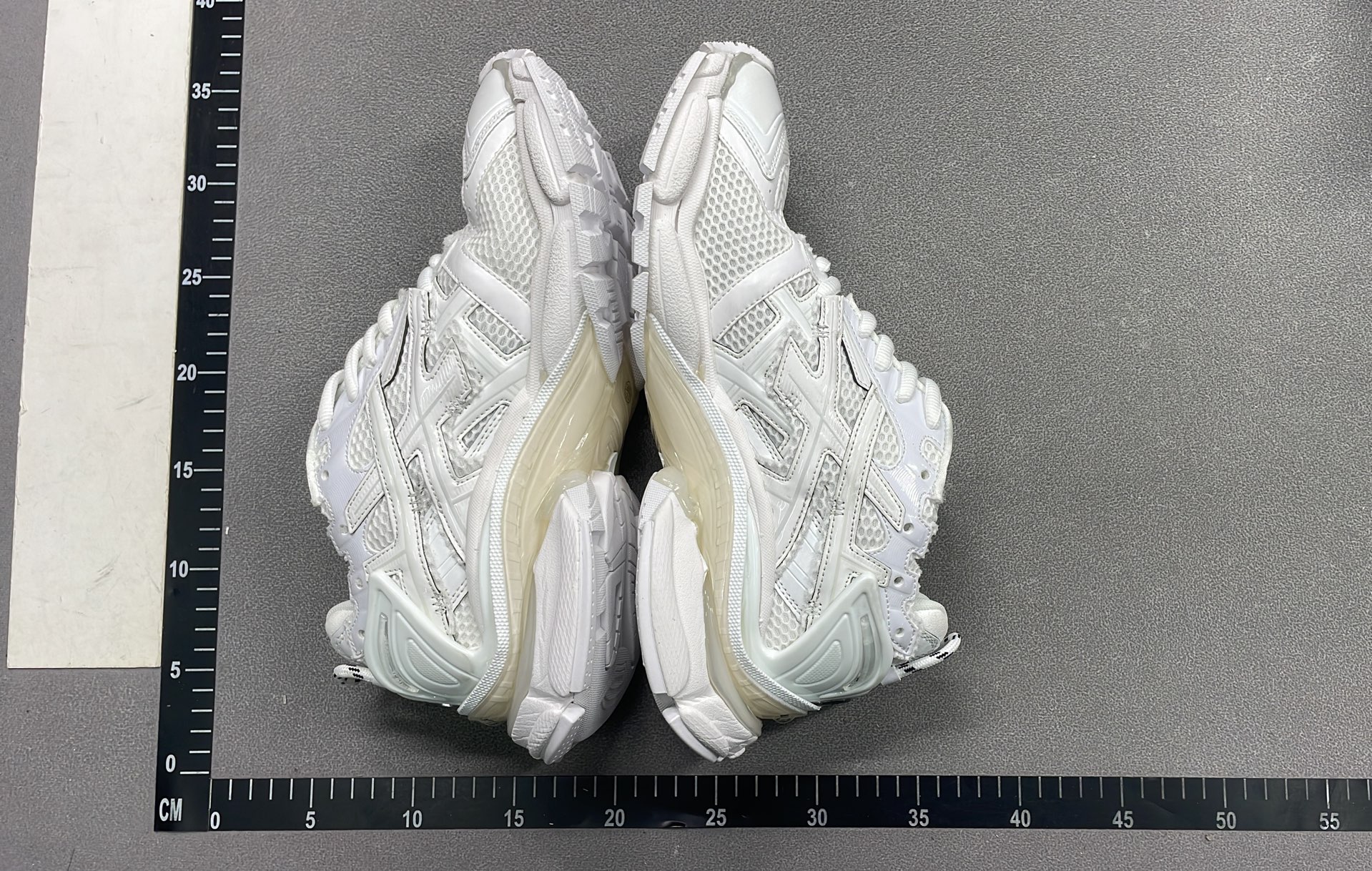 Balenciaga Runner Black/White Sneakers