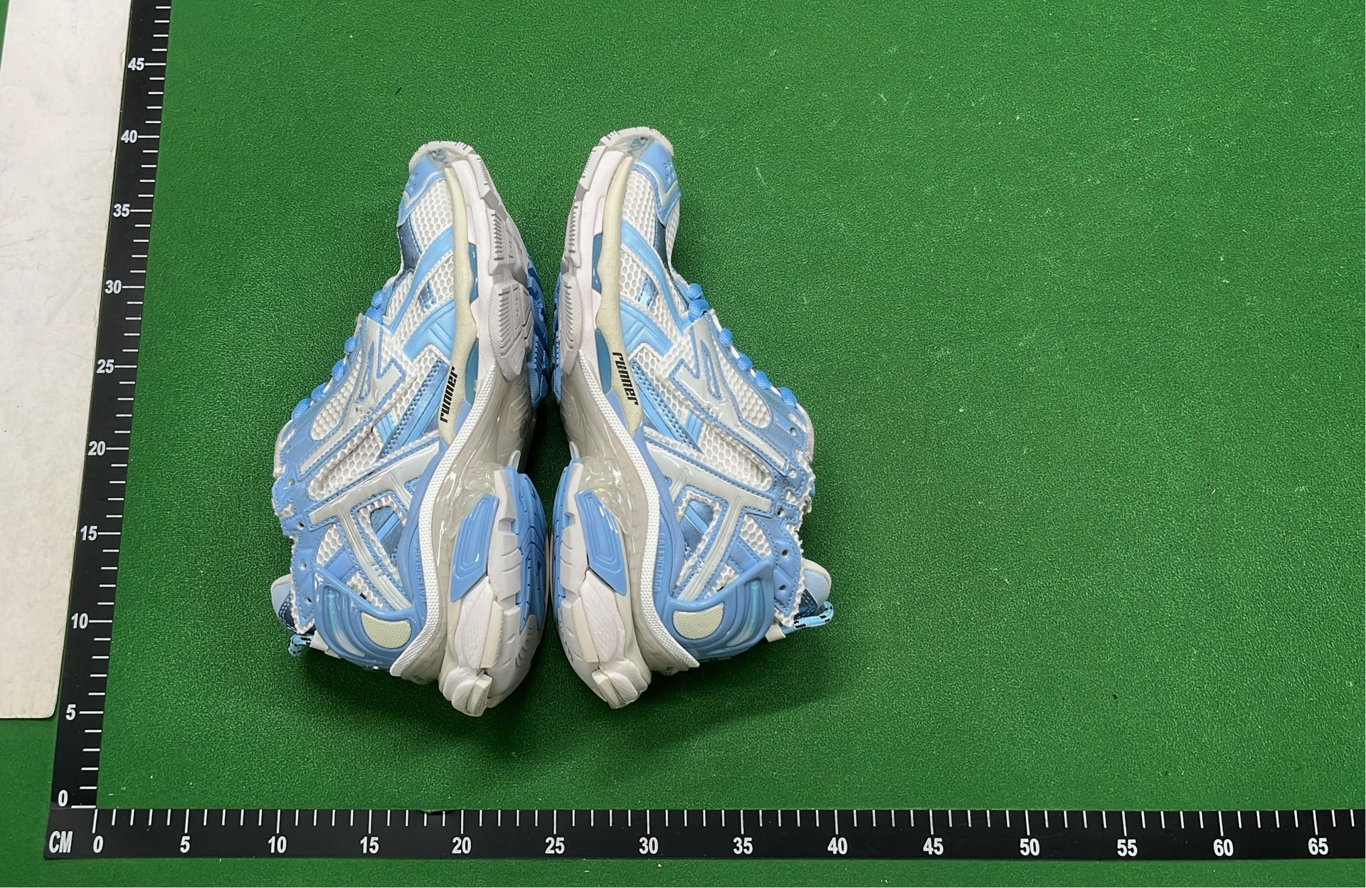 Balenciaga Runner Black/White Sneakers