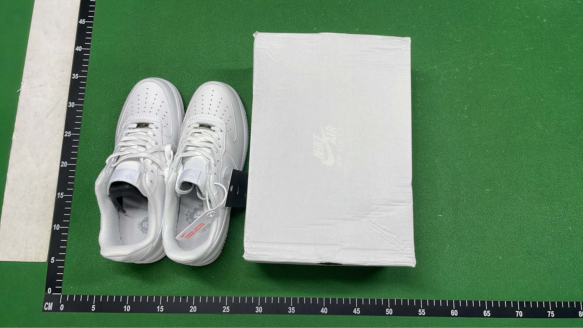 Nike Air Force Low DMZ24418 Green White Sneakers