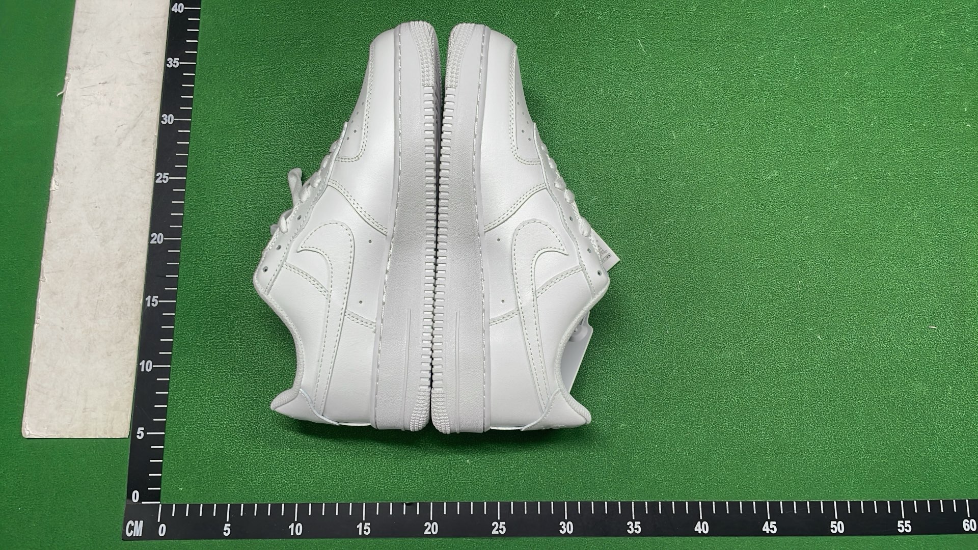 Nike Air Force Low DMZ24418 Green White Sneakers