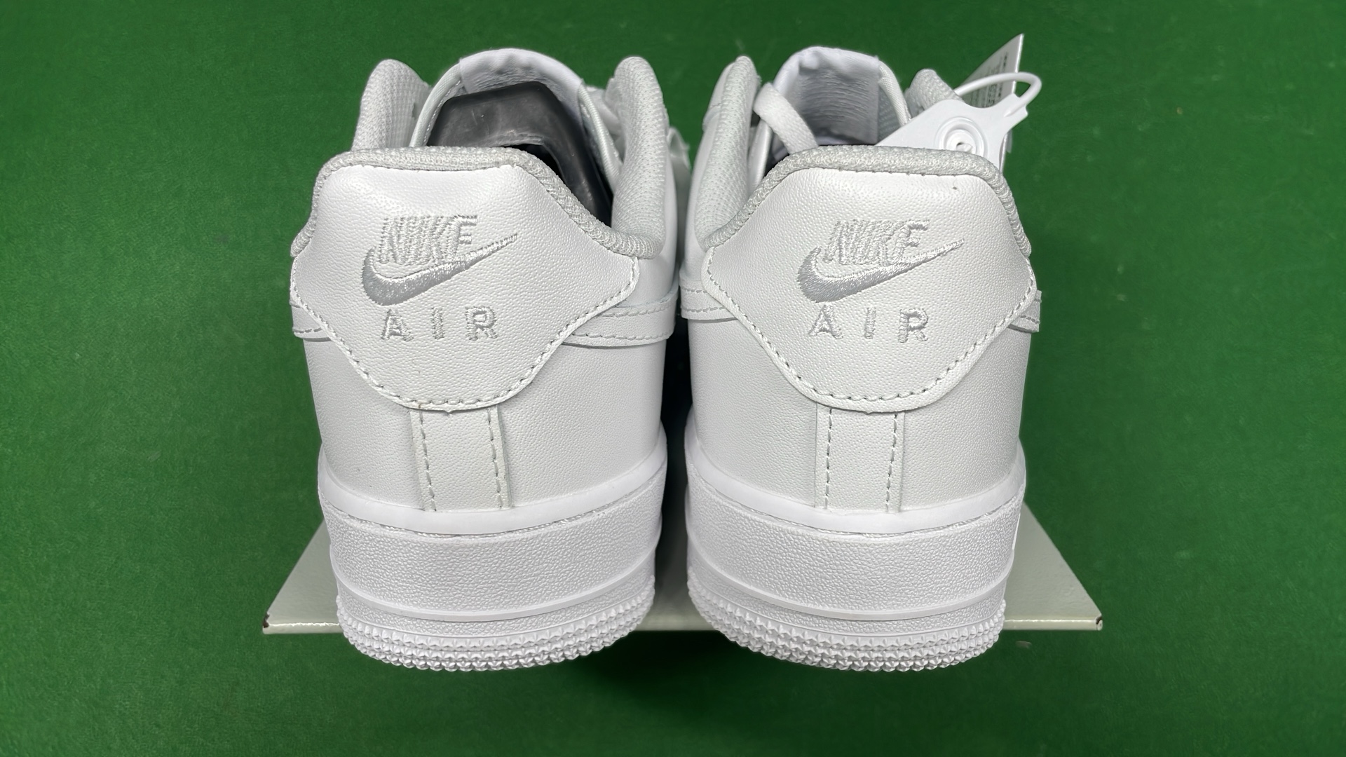 Nike Air Force Low DMZ24418 Green White Sneakers