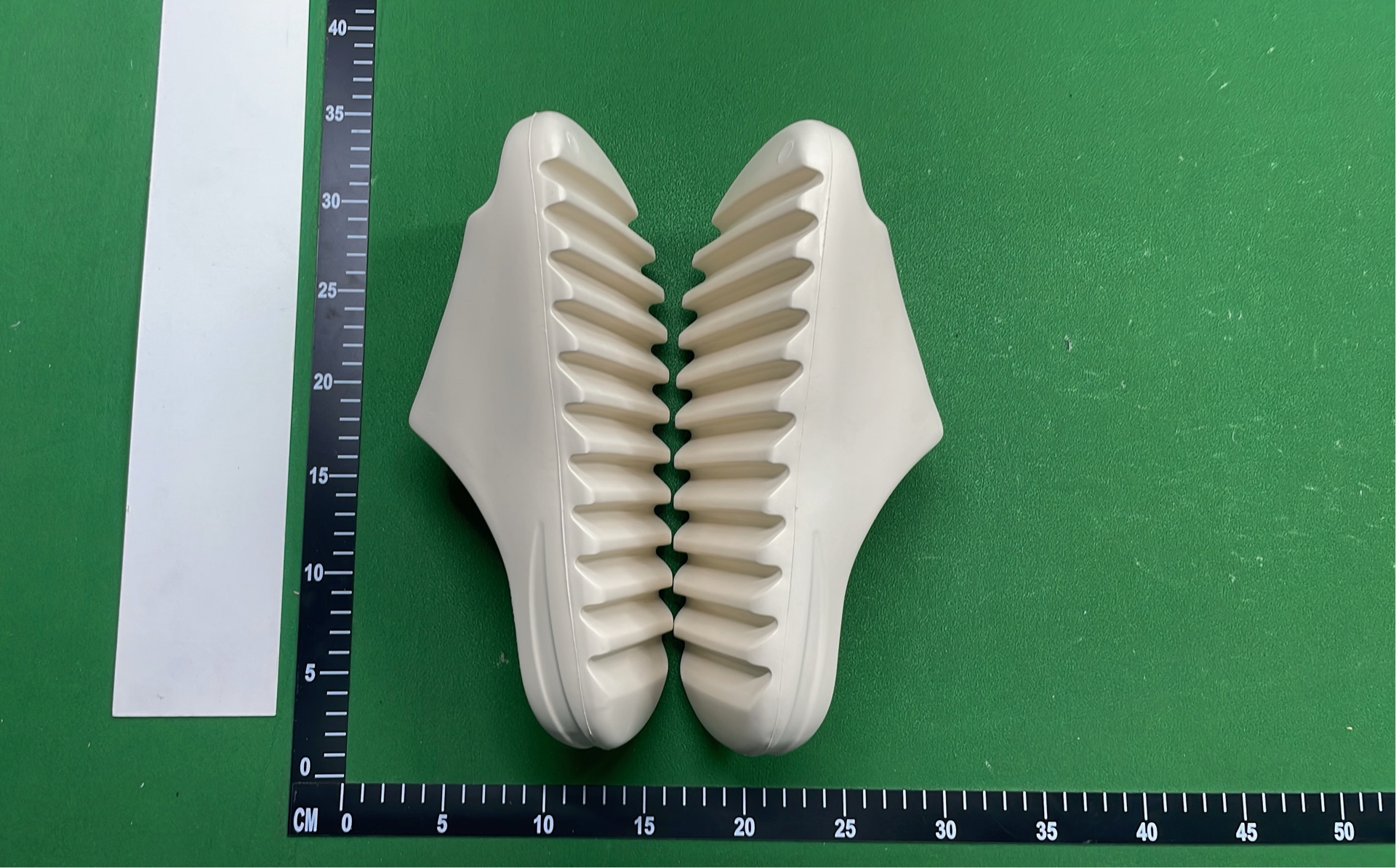 GX/LW Batch Slides Sandals for Men Women