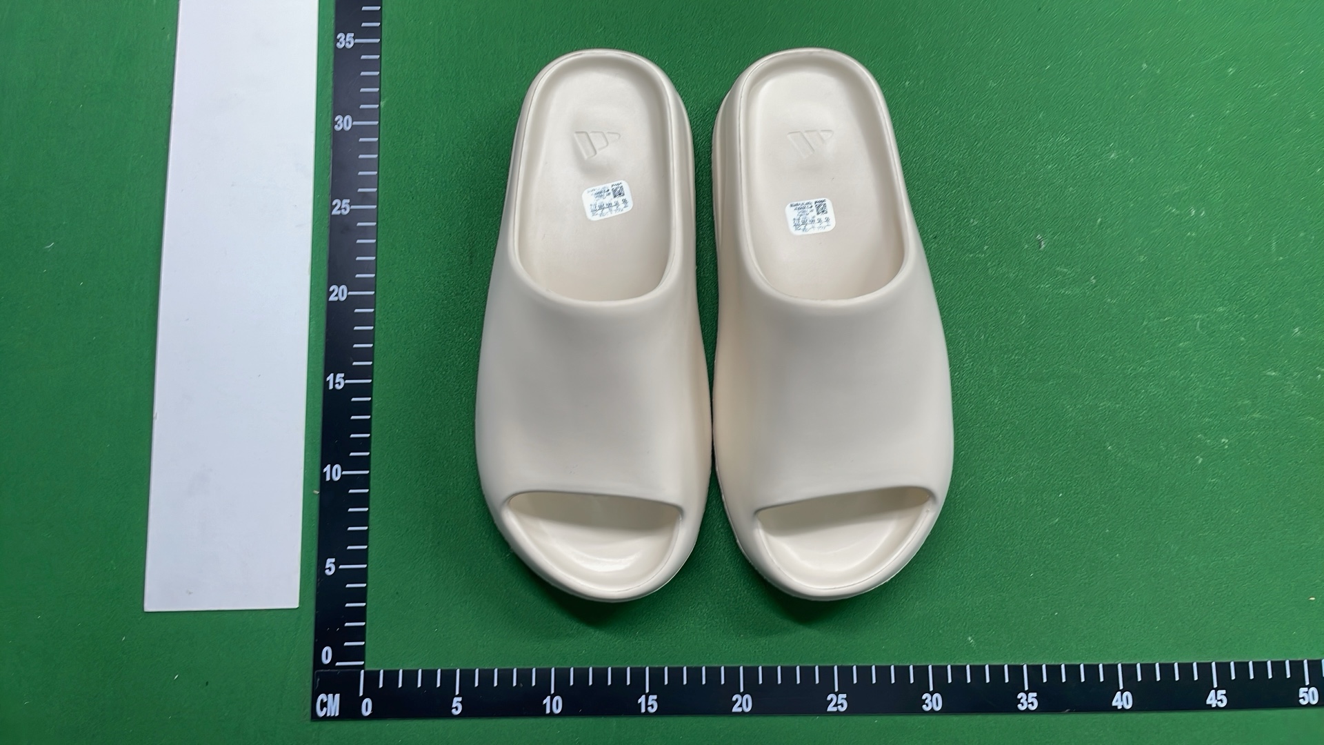 GX/LW Batch Slides Sandals for Men Women