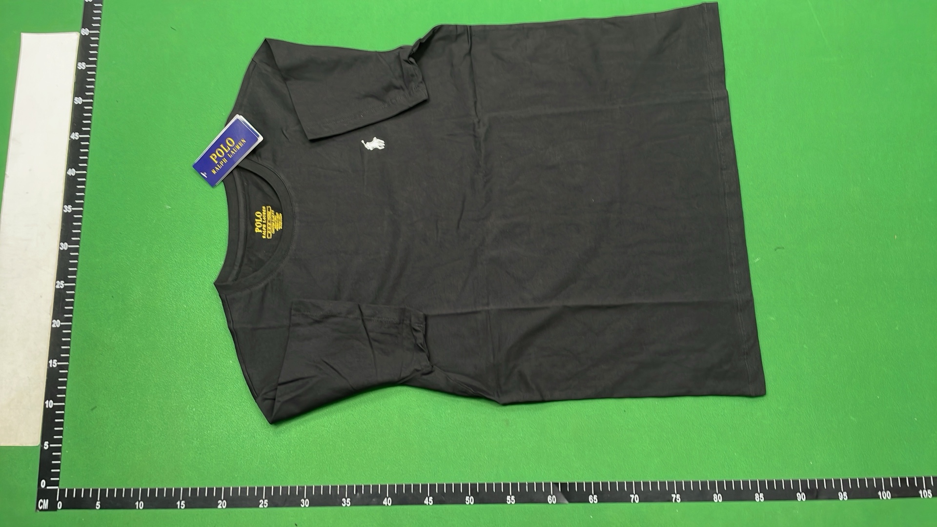 Black Sleeveless T-Shirt for Men Women - Comfort Fit Casual Wear