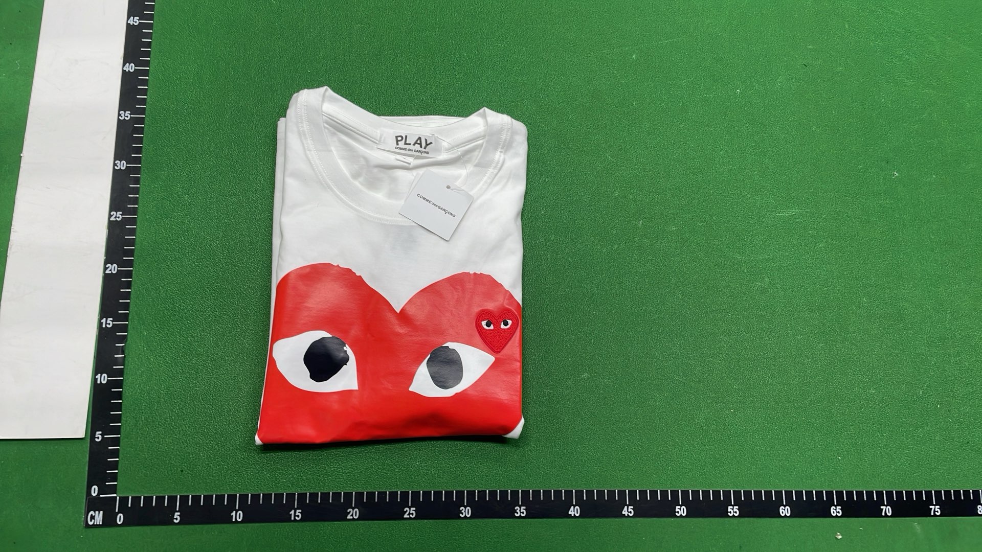 PLAY Comme des Gar&ccedil;ons Heart Eyes T-Shirt