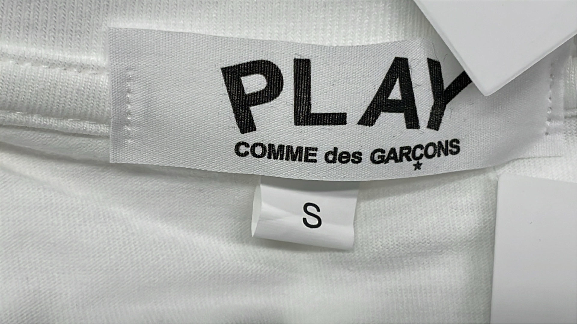 PLAY Comme des Gar&ccedil;ons Heart Eyes T-Shirt