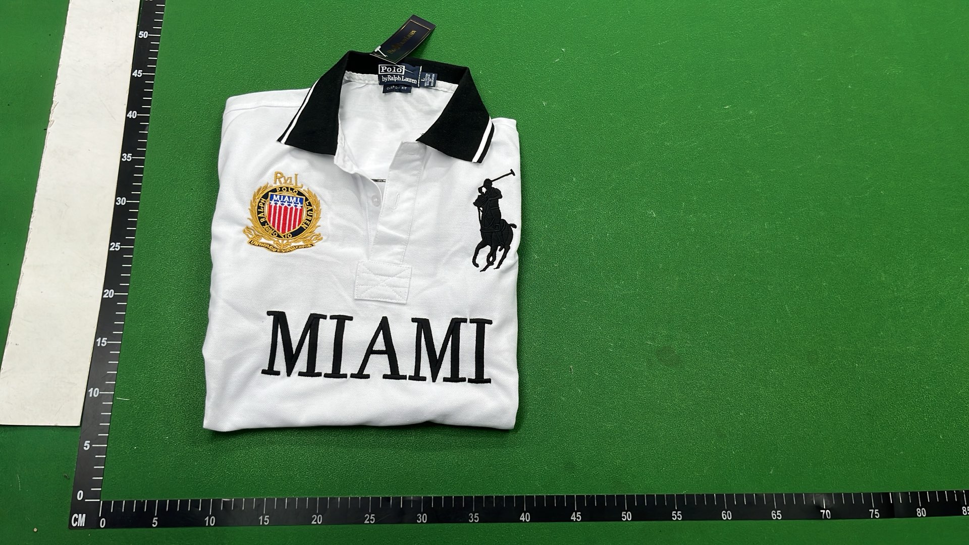 USA Chicago Red Polo Shirt with Emblem and Number 3
