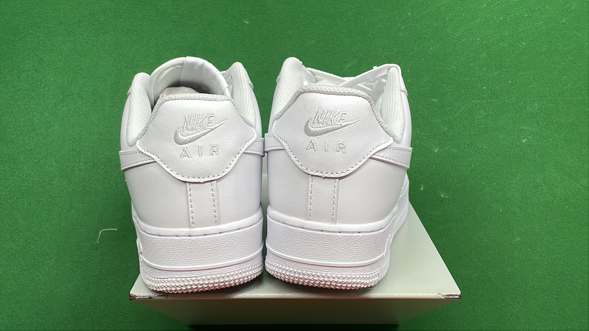 Nike Air Force 1 Low White Men Women Sneakers