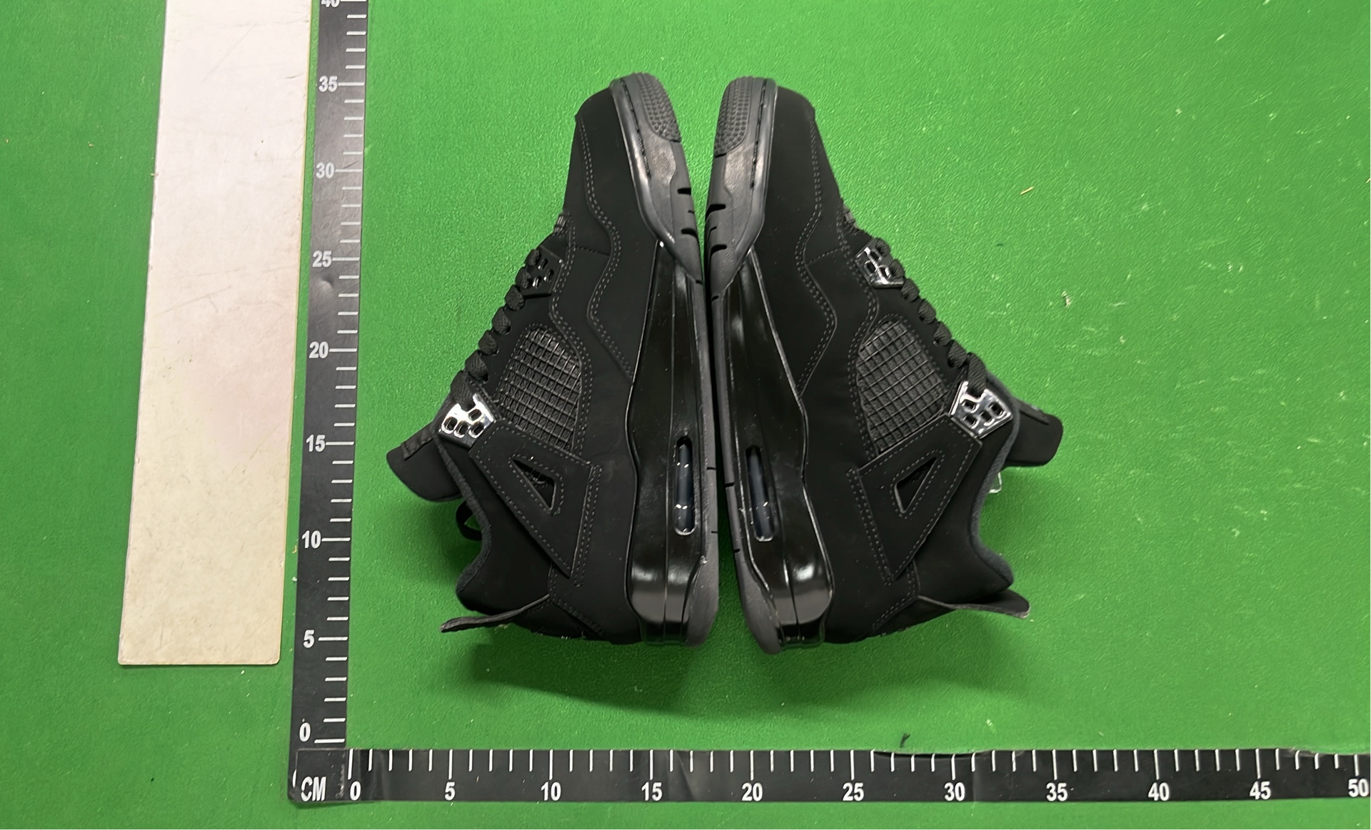 Air Jordan 4 Retro Black Red