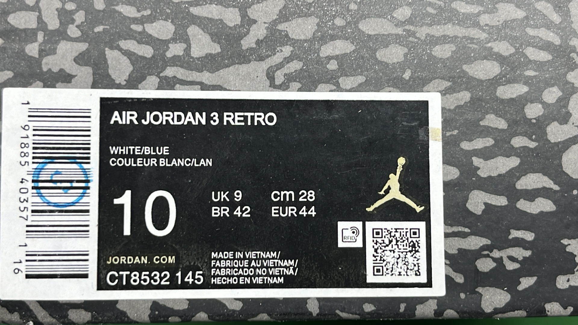 Nike Air Jordan 3 Retro White Cement Sneakers